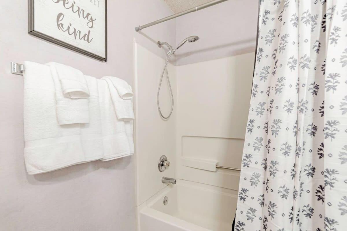 Aerie Oaks Cottage-5Min To Lake, 20Min To Columbia Λέξινγκτον Εξωτερικό φωτογραφία